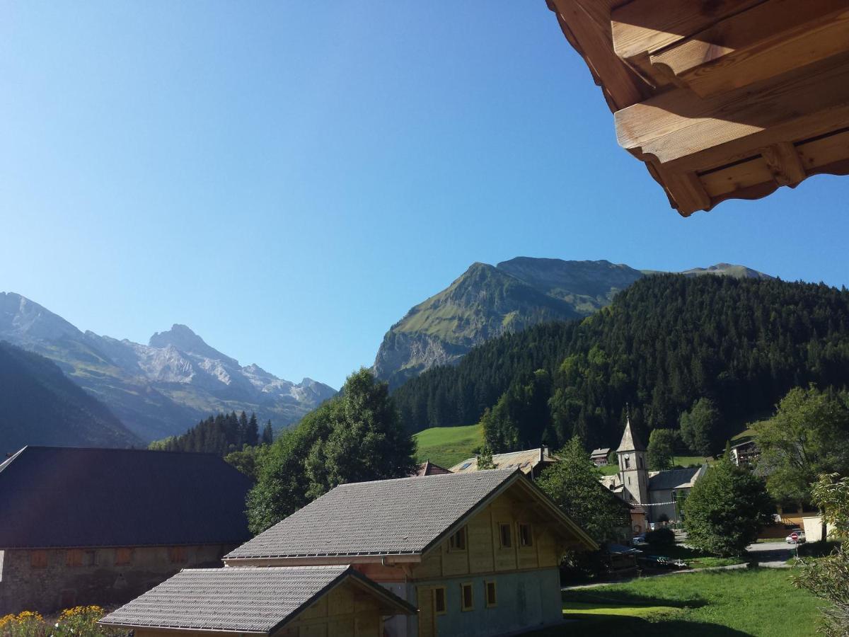 Magnifique Chalet au cœur du Village du Reposoir Le Reposoir Extérieur photo