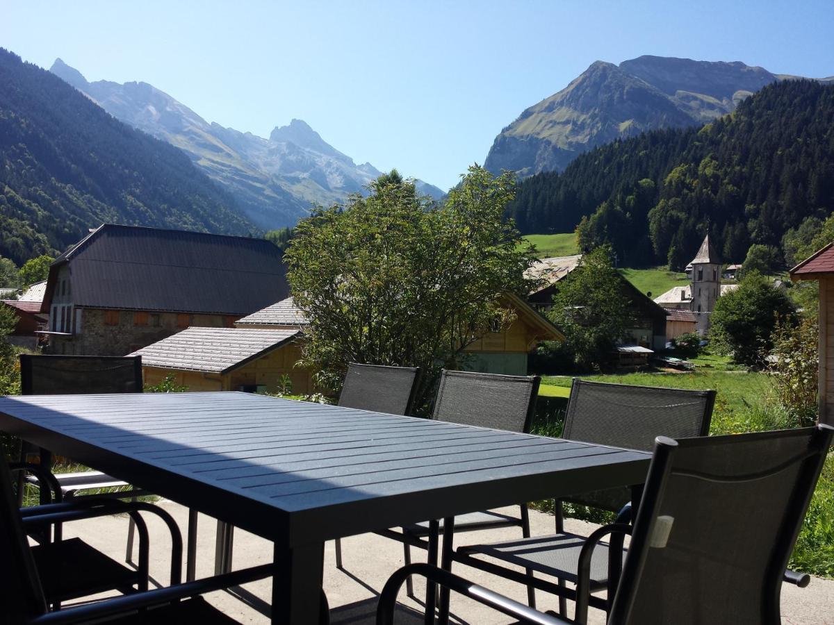 Magnifique Chalet au cœur du Village du Reposoir Le Reposoir Extérieur photo