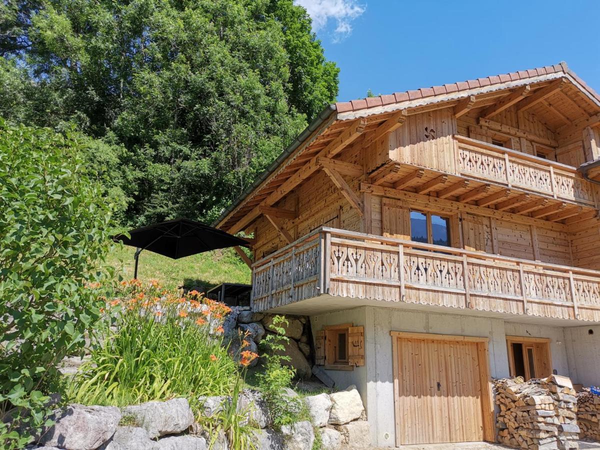 Magnifique Chalet au cœur du Village du Reposoir Le Reposoir Extérieur photo